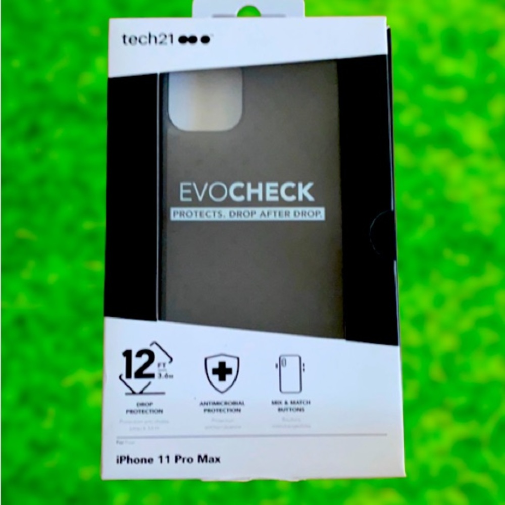 EVOCHECK Tech21 iPhone 11 Pro Max Case - Protective and Stylish Phone Cover
